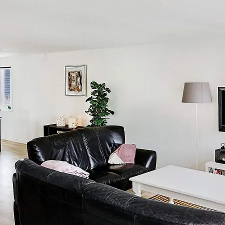 Hébergement de vacances 8 Person Holiday In